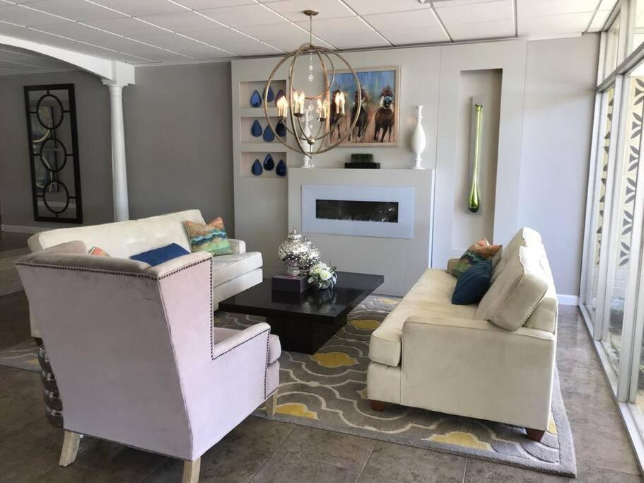 Perfect Couples Retreat - Close To All Amenities 핫스프링스 외부 사진